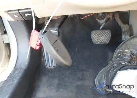 2015 Nissan Altima 2.5 Sv z USA, uszkodzony, nr VIN 1N4AL3AP7FC221259